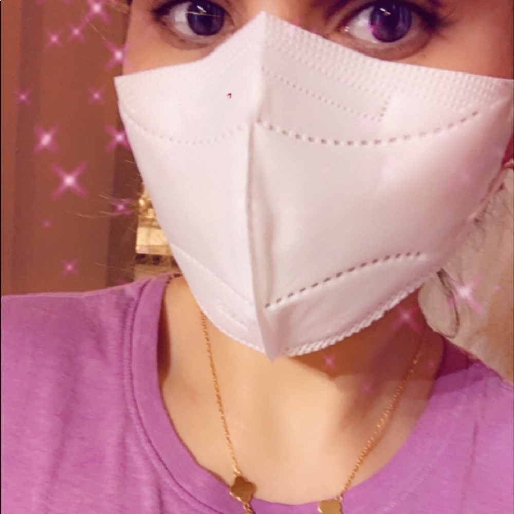 2 pice White face mask bran new have more in stock